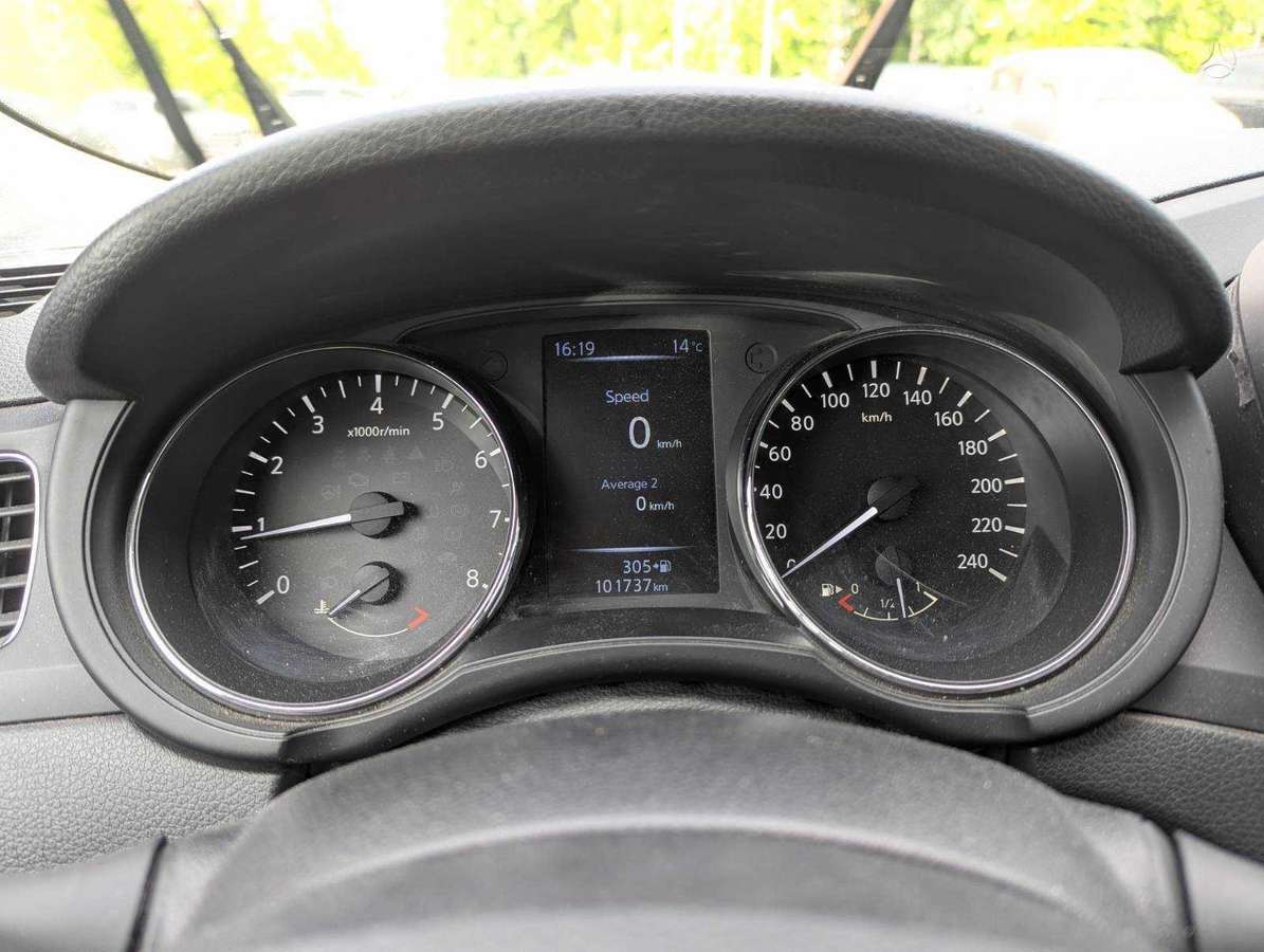 Nissan Pulsar, 1.2 l., hatchback