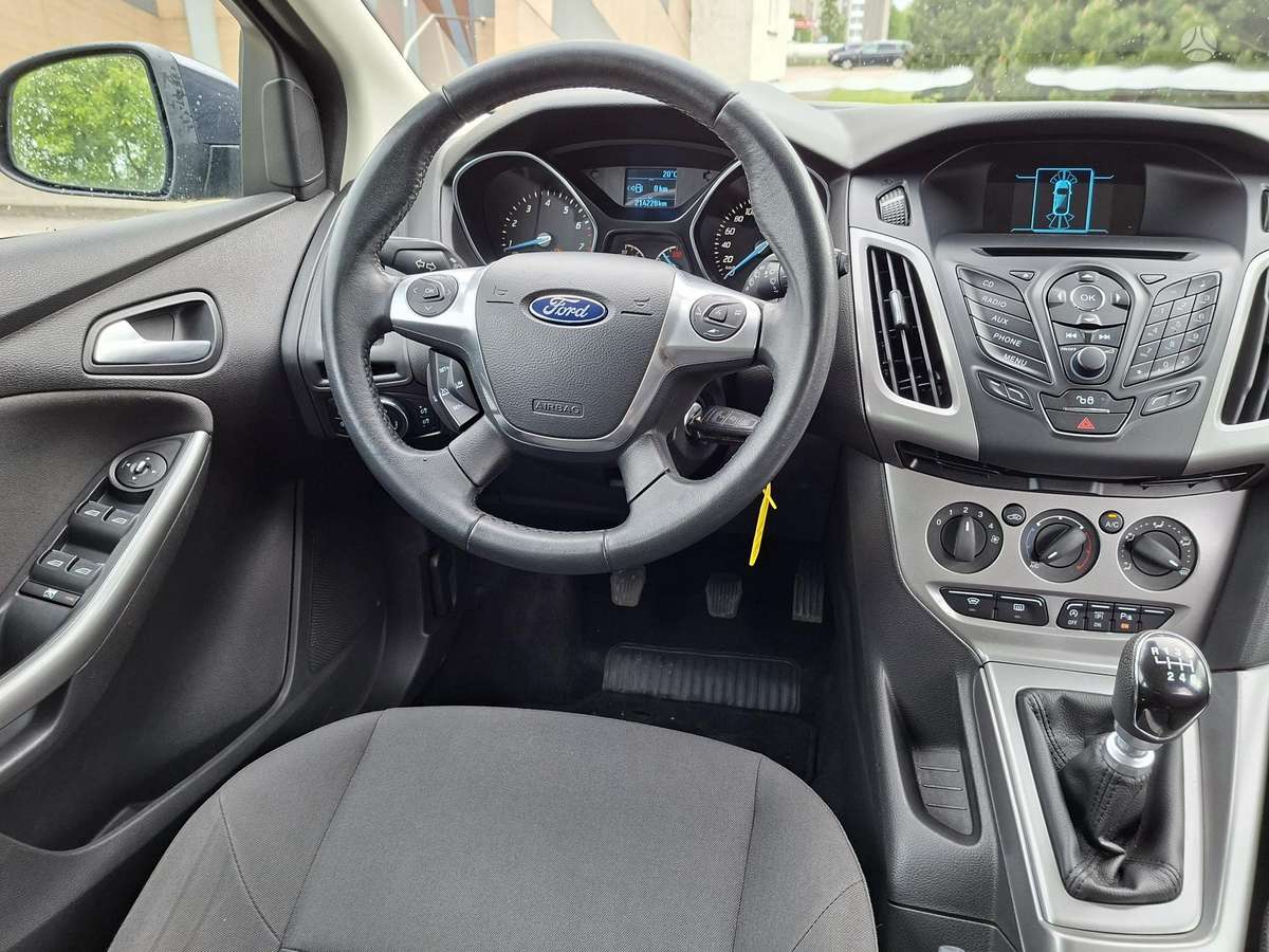 Ford Focus, 1.0 l., hatchback