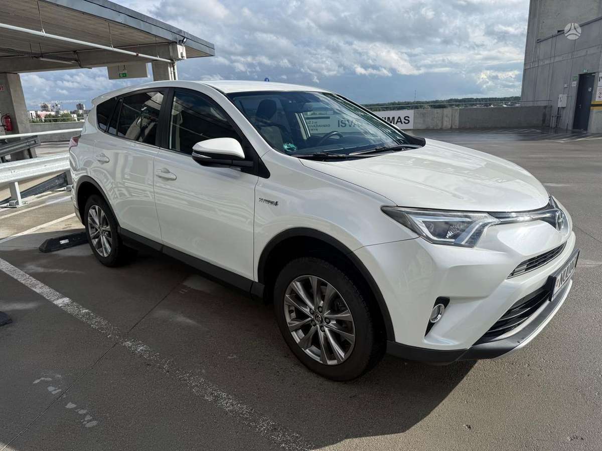 Toyota RAV4 - 5