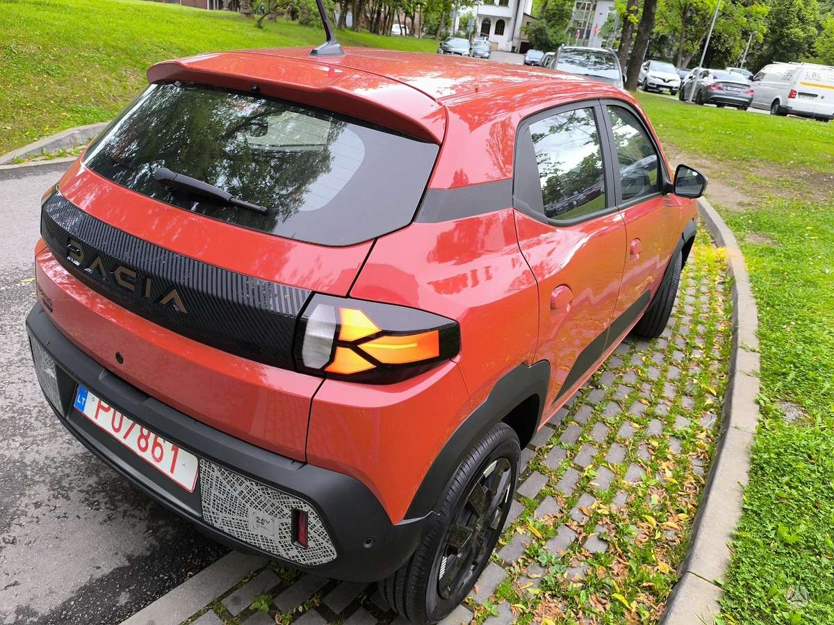 Dacia Spring, Хэтчбек