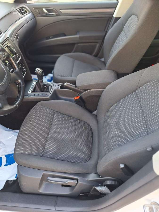 Skoda Superb, 2.0 l., wagon