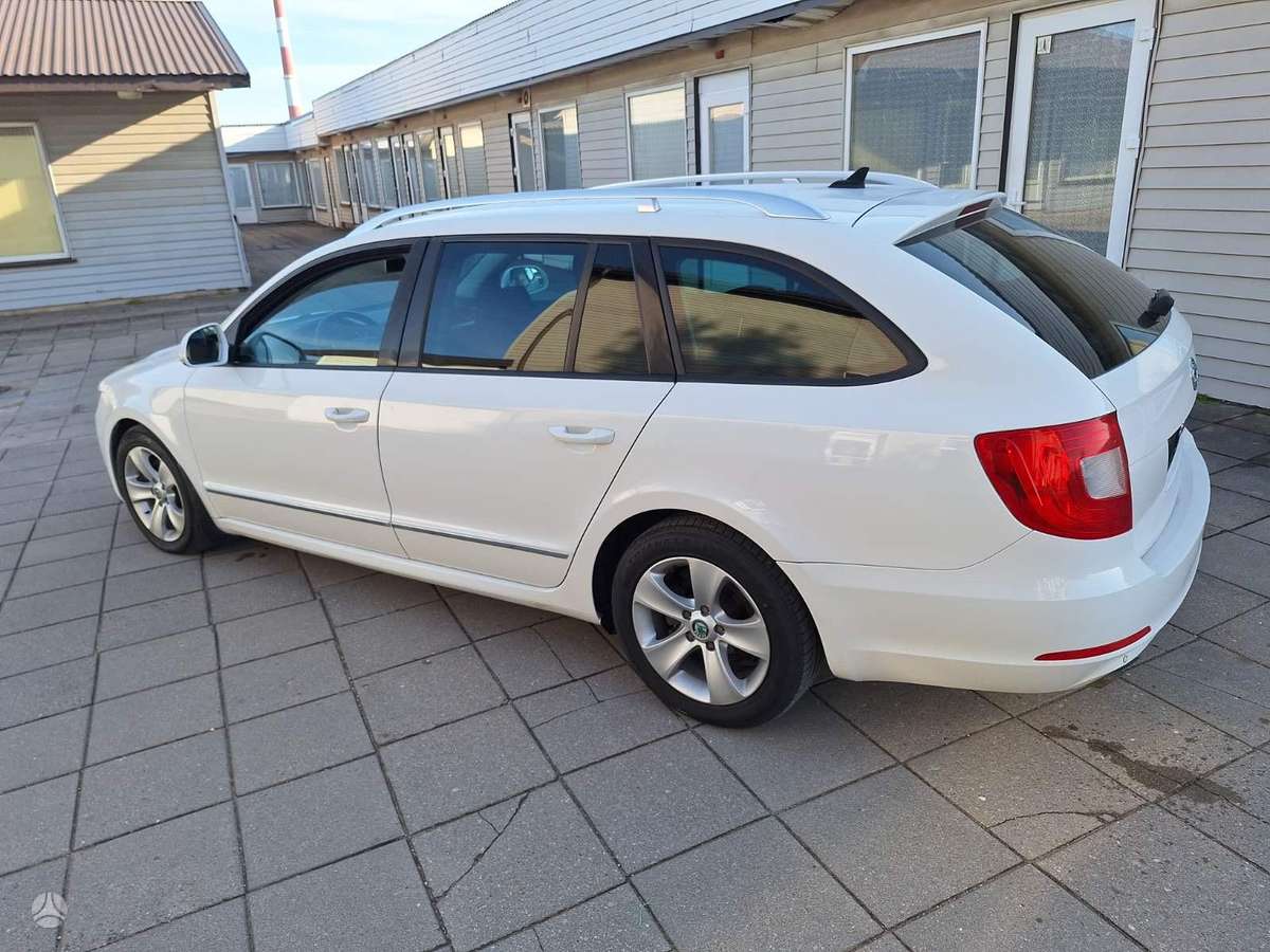 Skoda Superb, 2.0 l., wagon