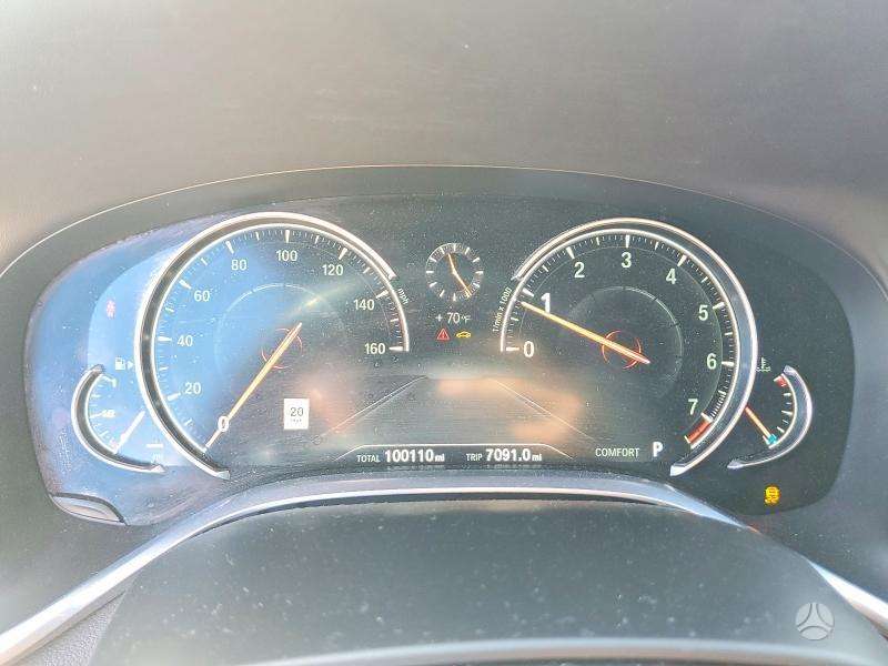 BMW 750, 4.4 l., Седан