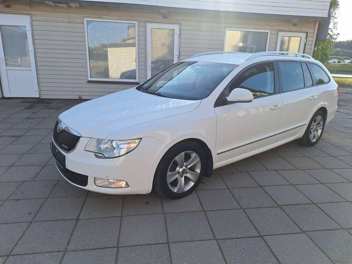 Skoda Superb, 2.0 l., wagon