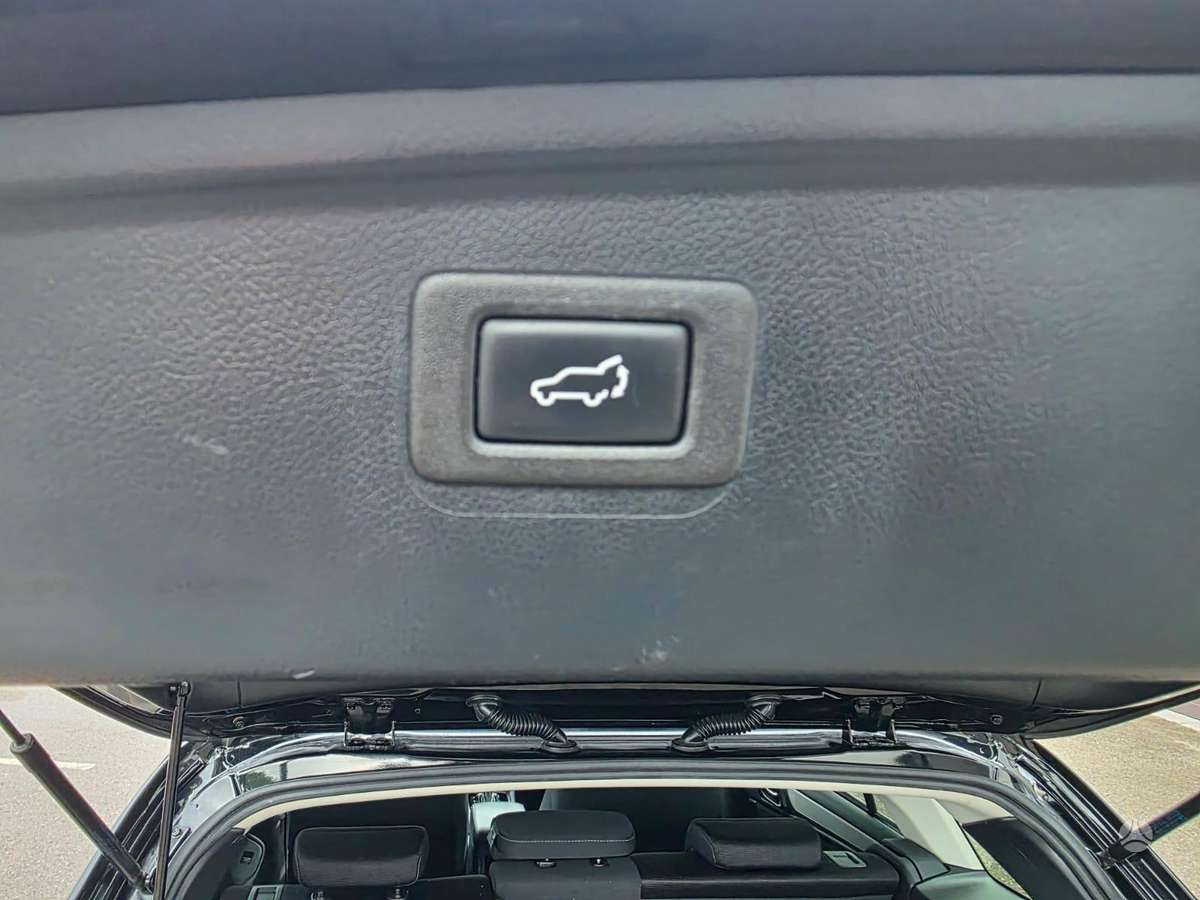 Subaru Outback, 2.0 l., universalas