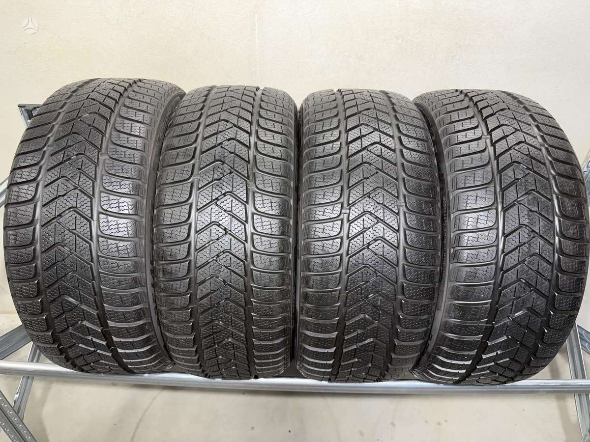Pirelli Sottozero3, winter 225/45 R17