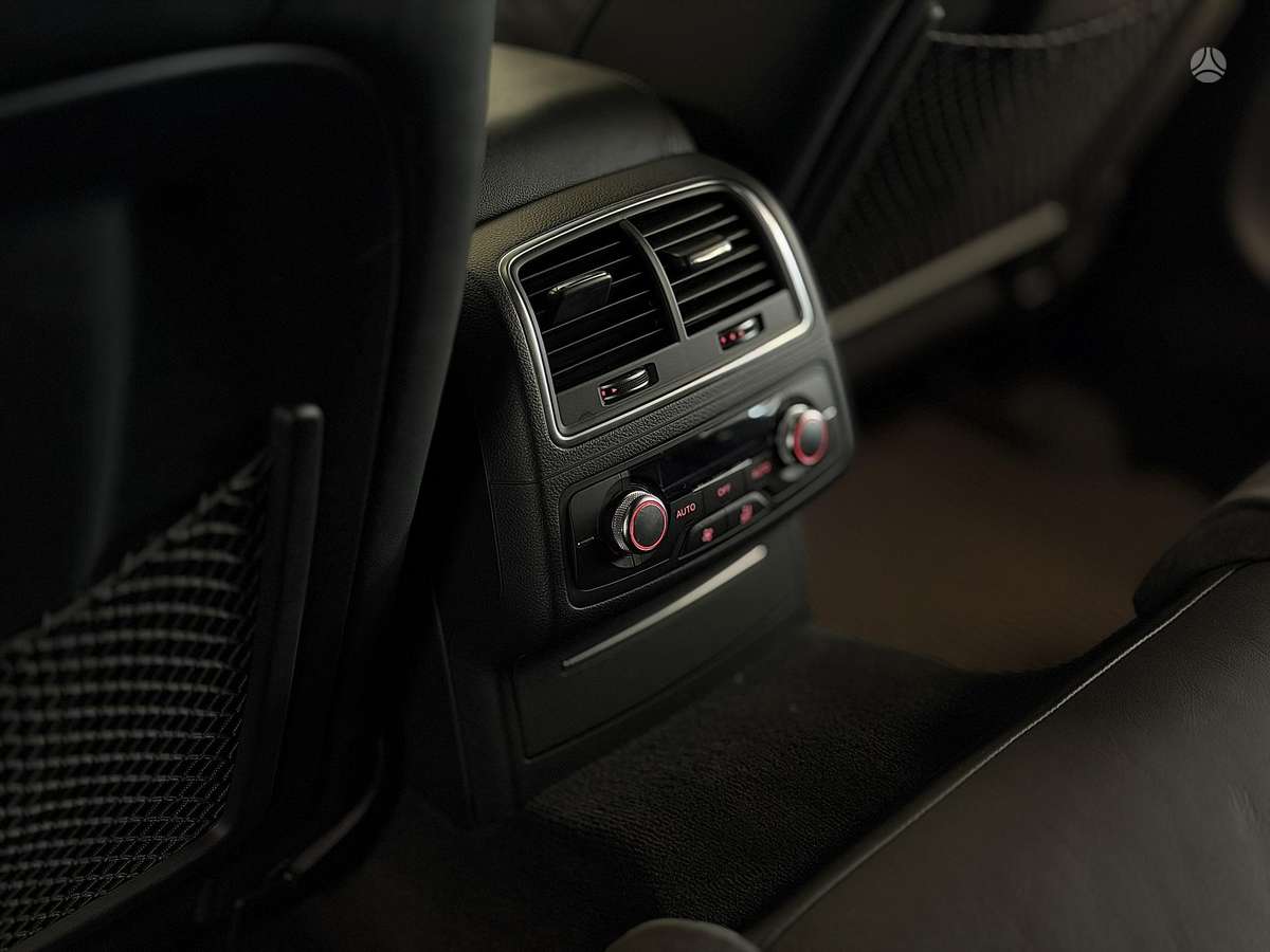 Audi A6 allroad, 3.0 l., wagon
