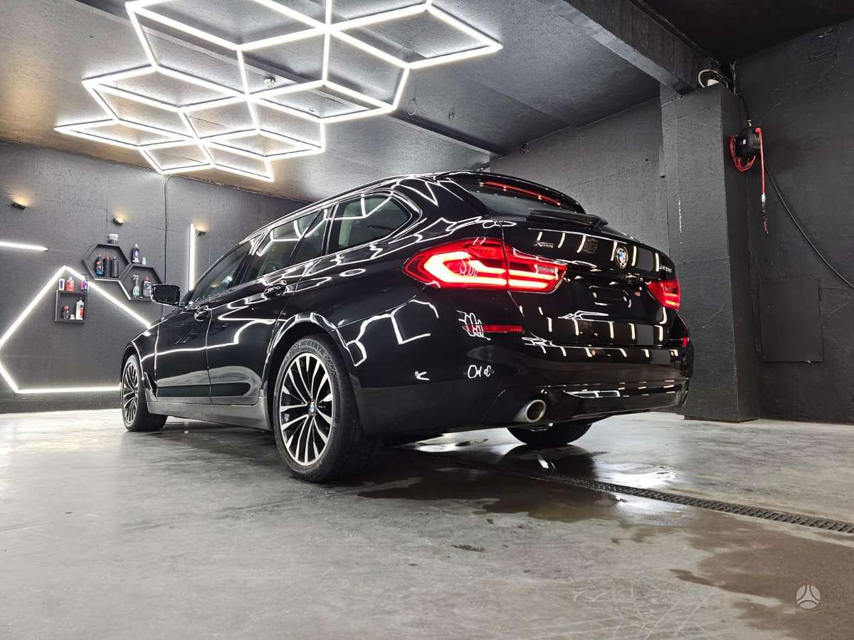 BMW 520, 2.0 l., wagon