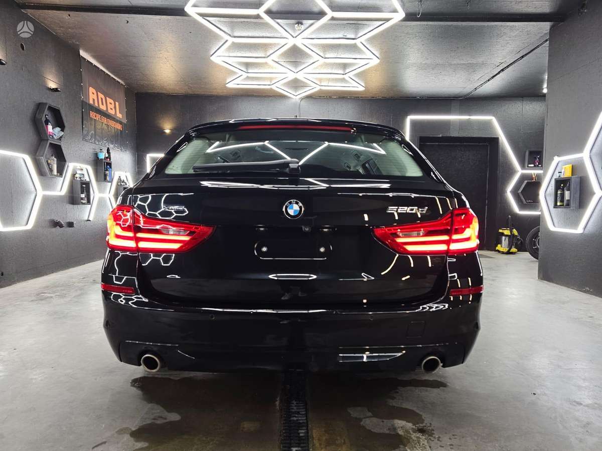 BMW 520, 2.0 l., wagon