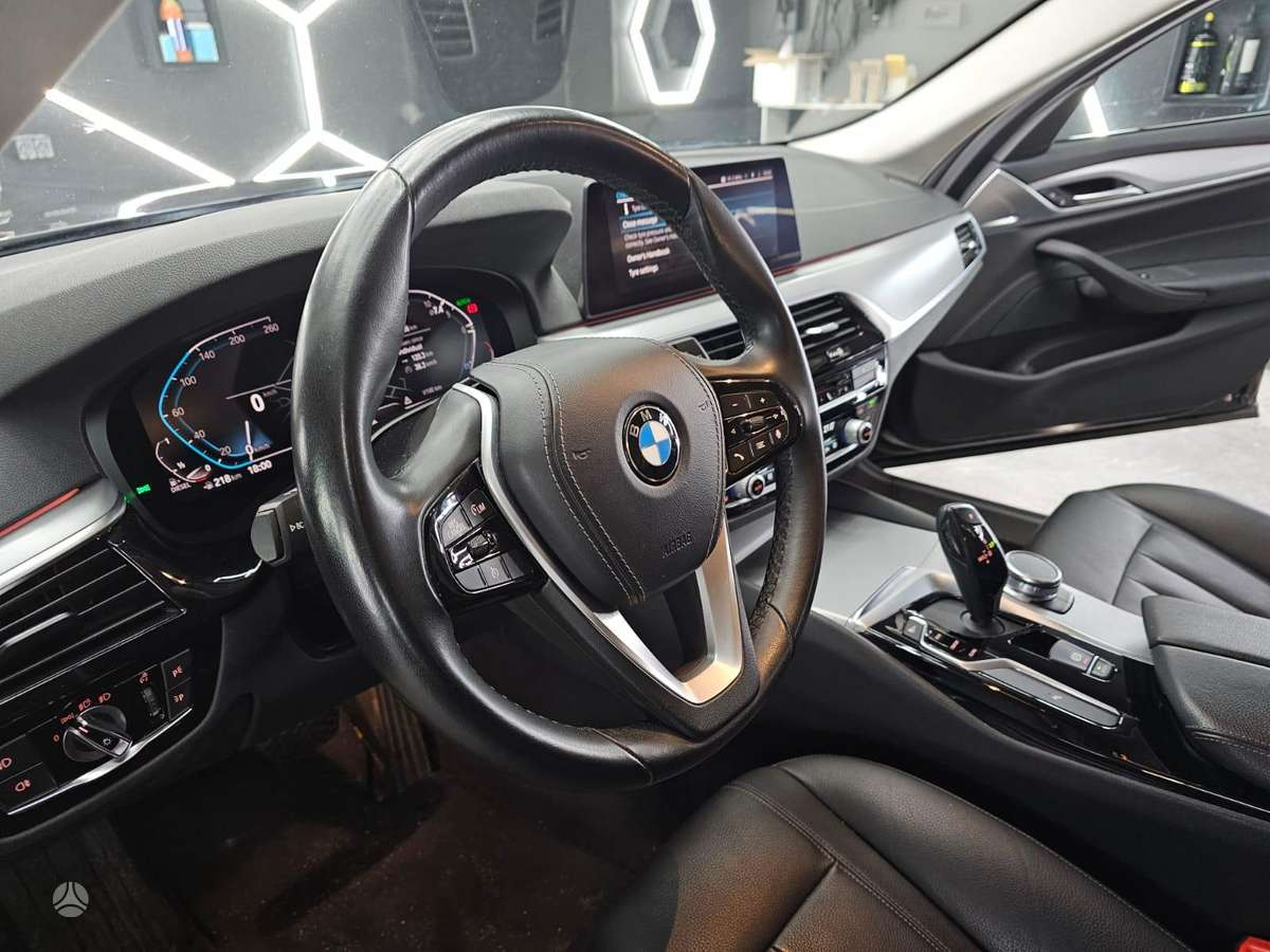 BMW 520, 2.0 l., universalas