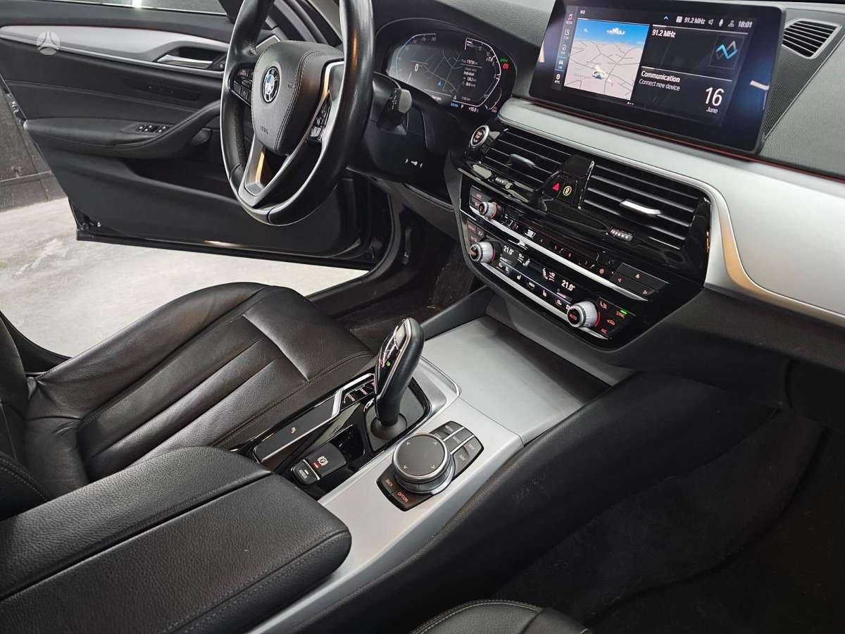BMW 520, 2.0 l., wagon