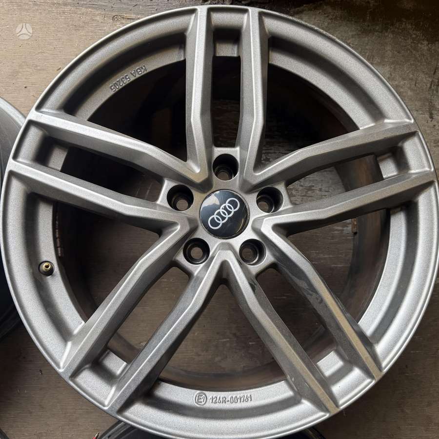 Audi, light alloy, R18