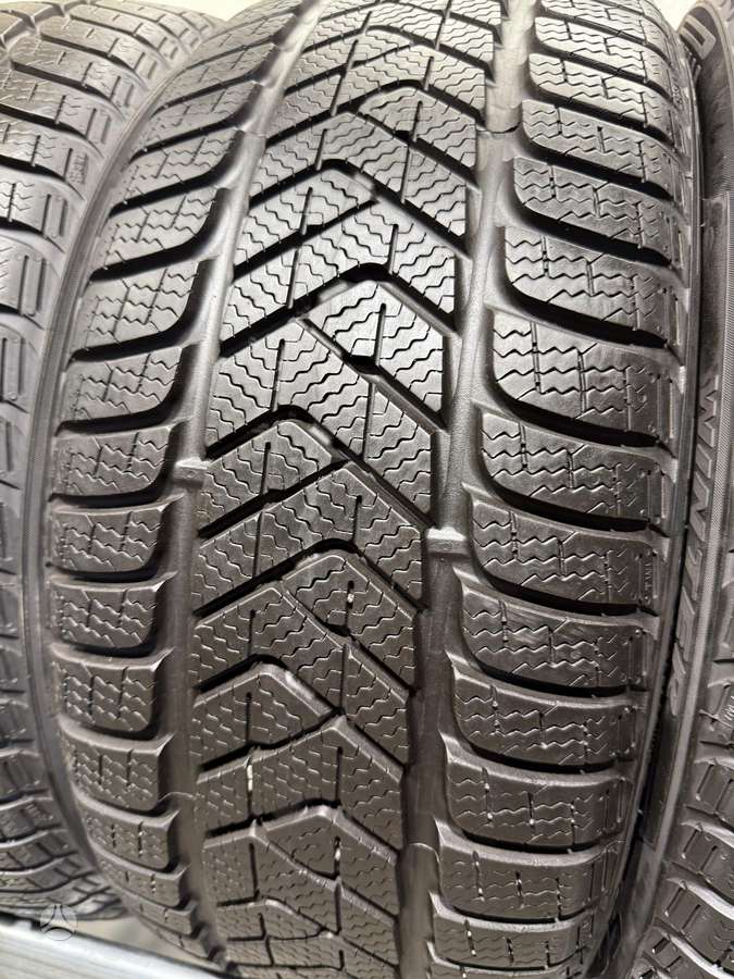 Pirelli Sottozero3, winter 225/45 R17