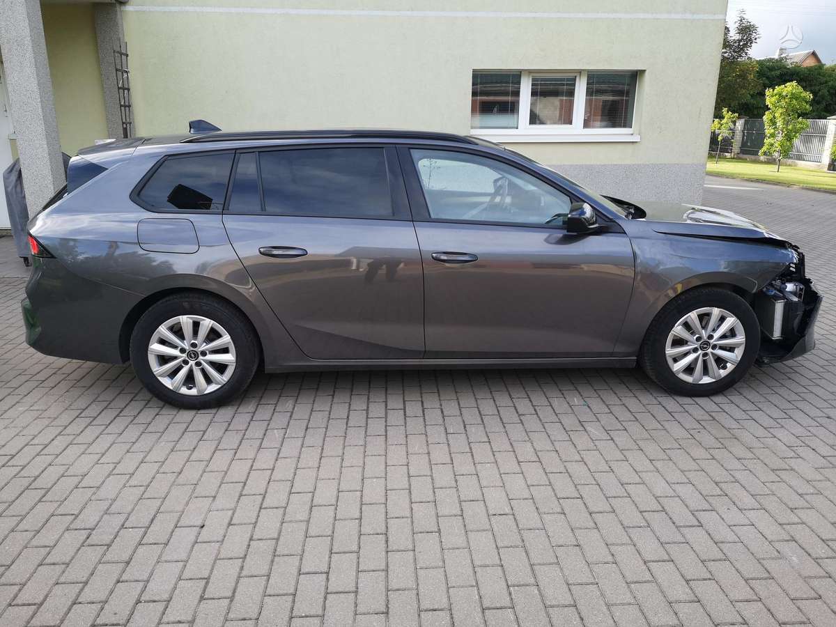 Opel Astra, 1.2 l., wagon