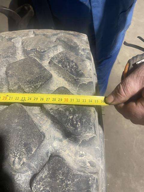 Continental, universalios 395/85 R20