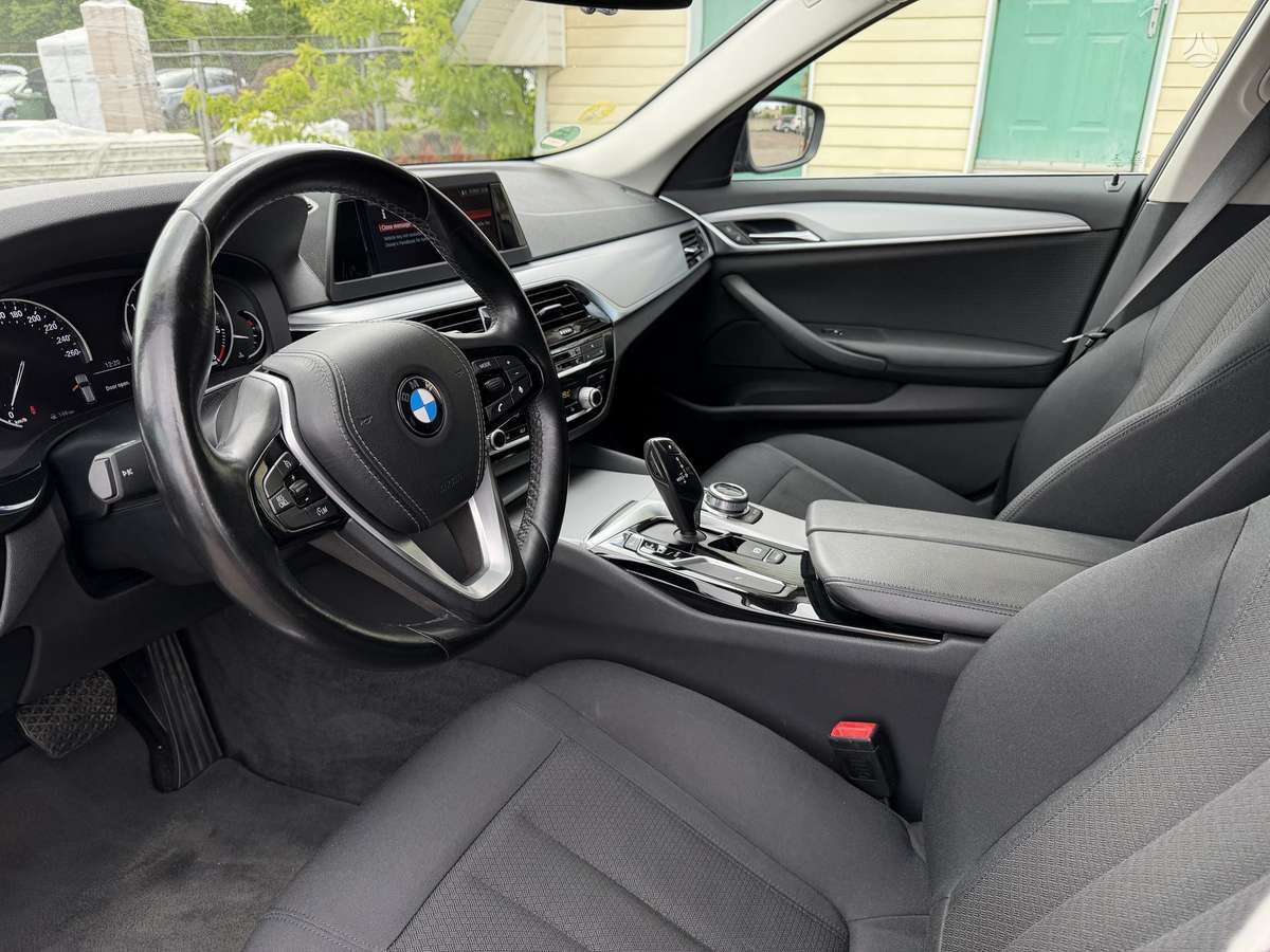 BMW 520, 2.0 l., Универсал