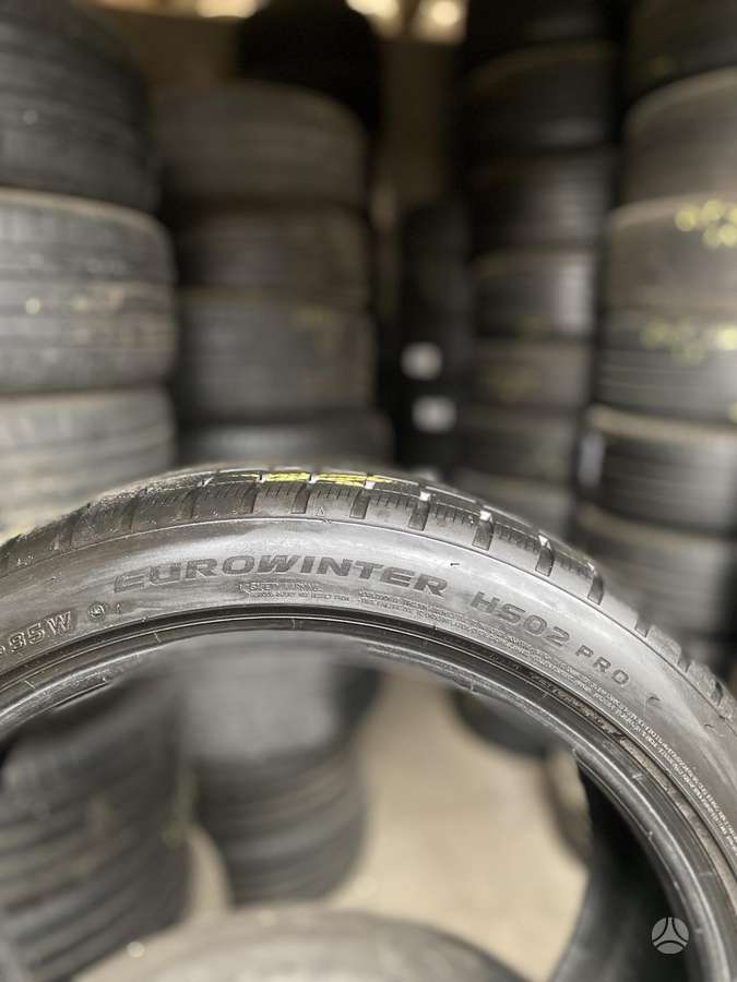 Falken, winter 235/40 R18
