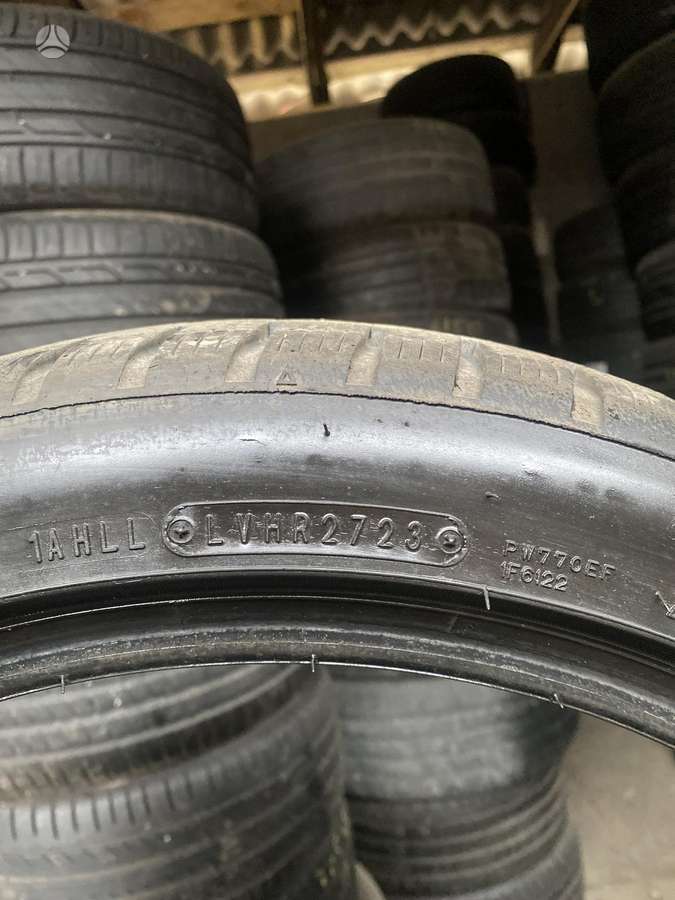 Falken, winter 235/40 R18