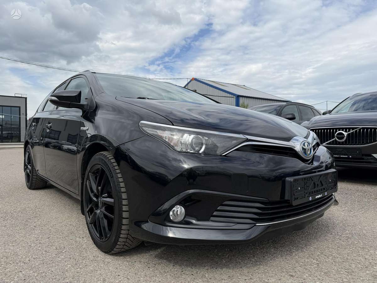 Toyota Auris - 2