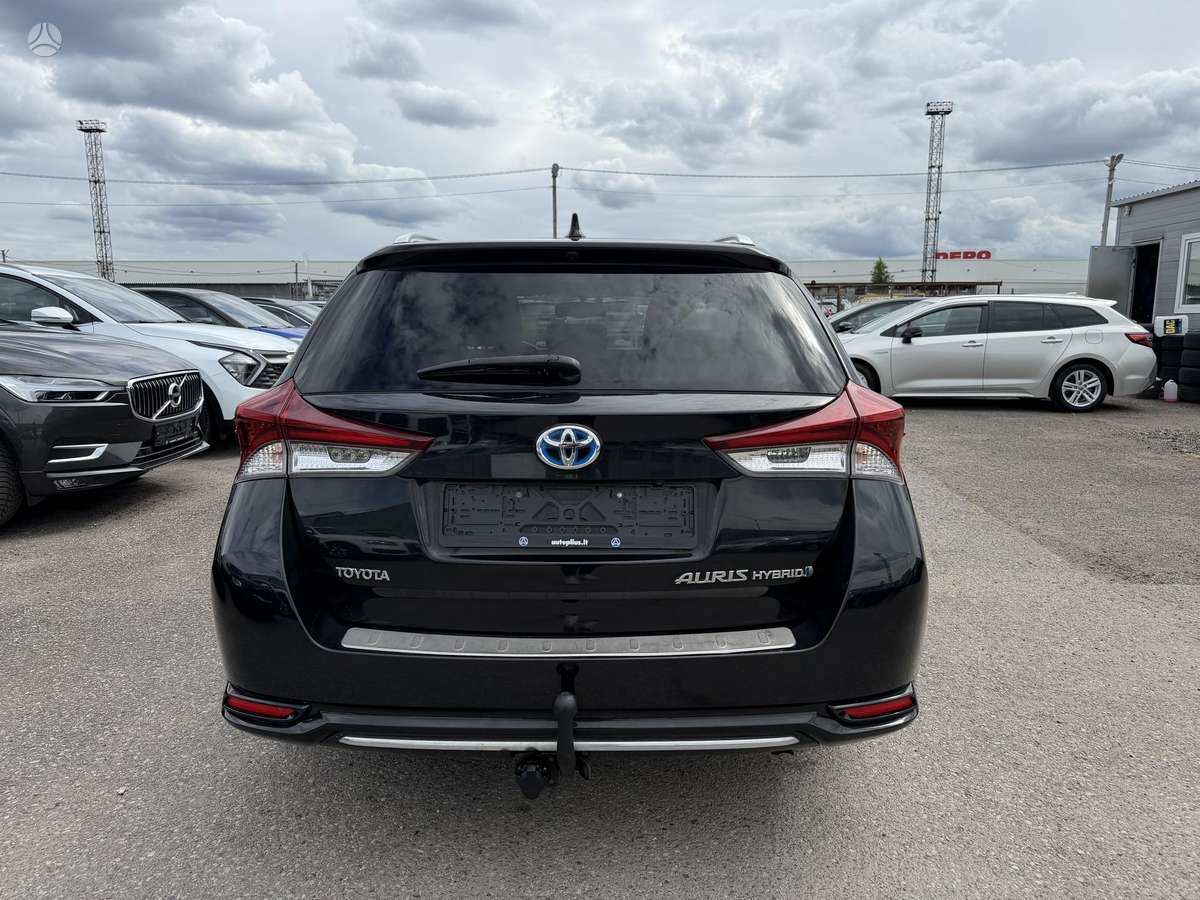Toyota Auris - 5