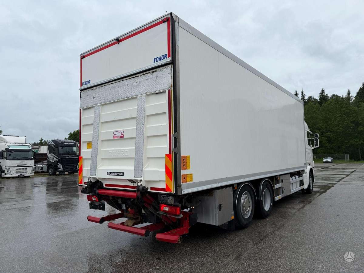 Scania G490, šaldytuvai