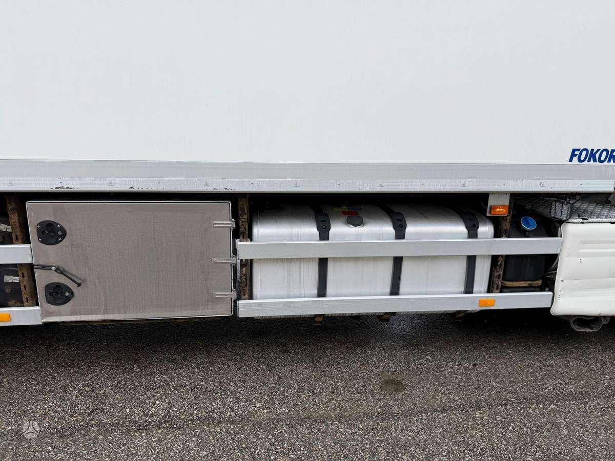 Scania G490, šaldytuvai
