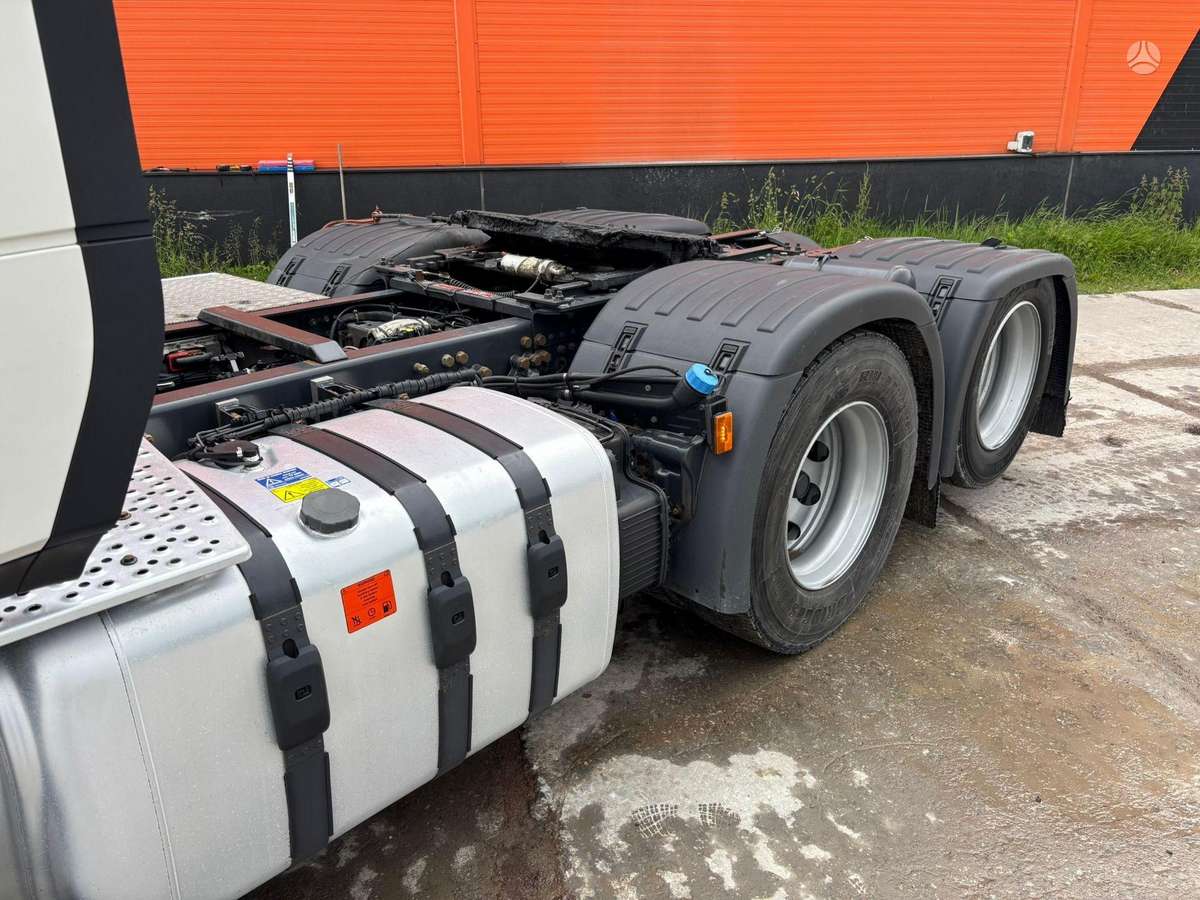 Scania R 500 6x2, single sleeper