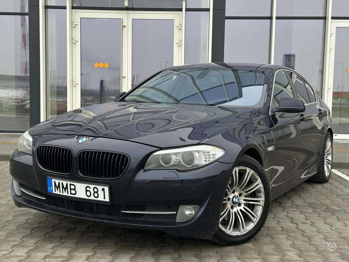 BMW 525, 3.0 l., Седан