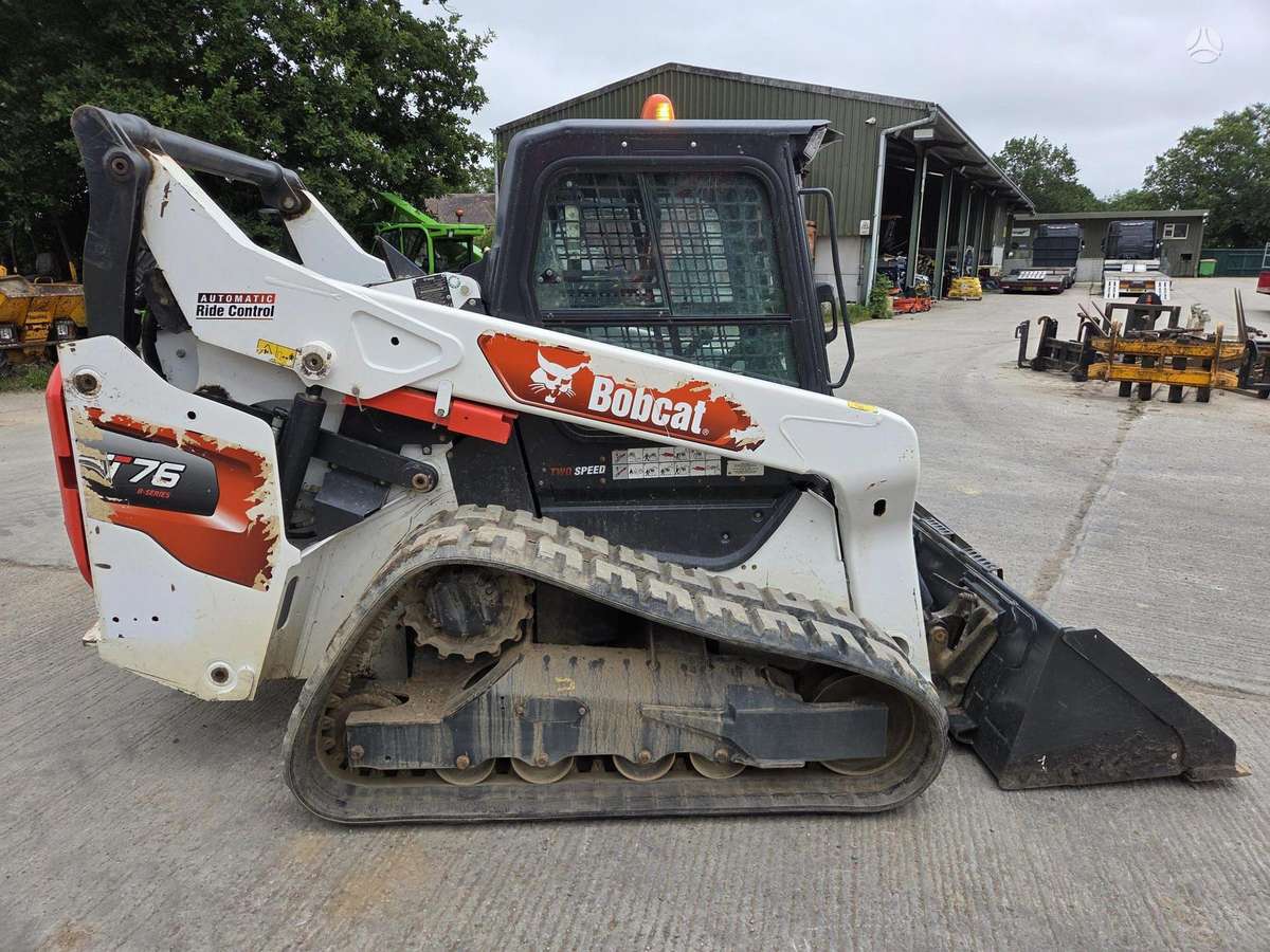 Bobcat T76, mini iekrāvēji