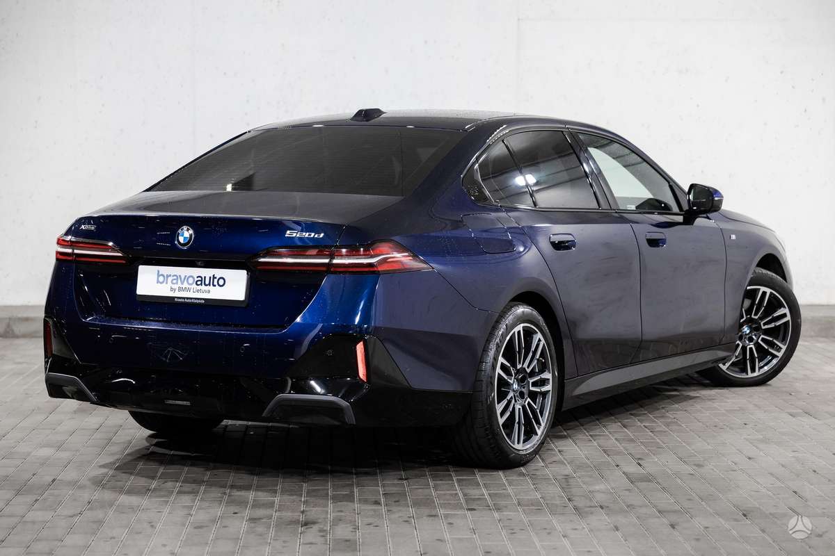 BMW 520, 2.0 l., Седан