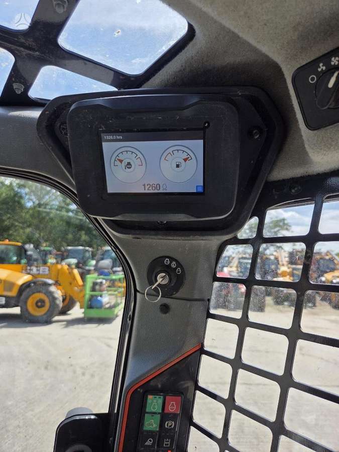 Bobcat T 66, mini krautuvai