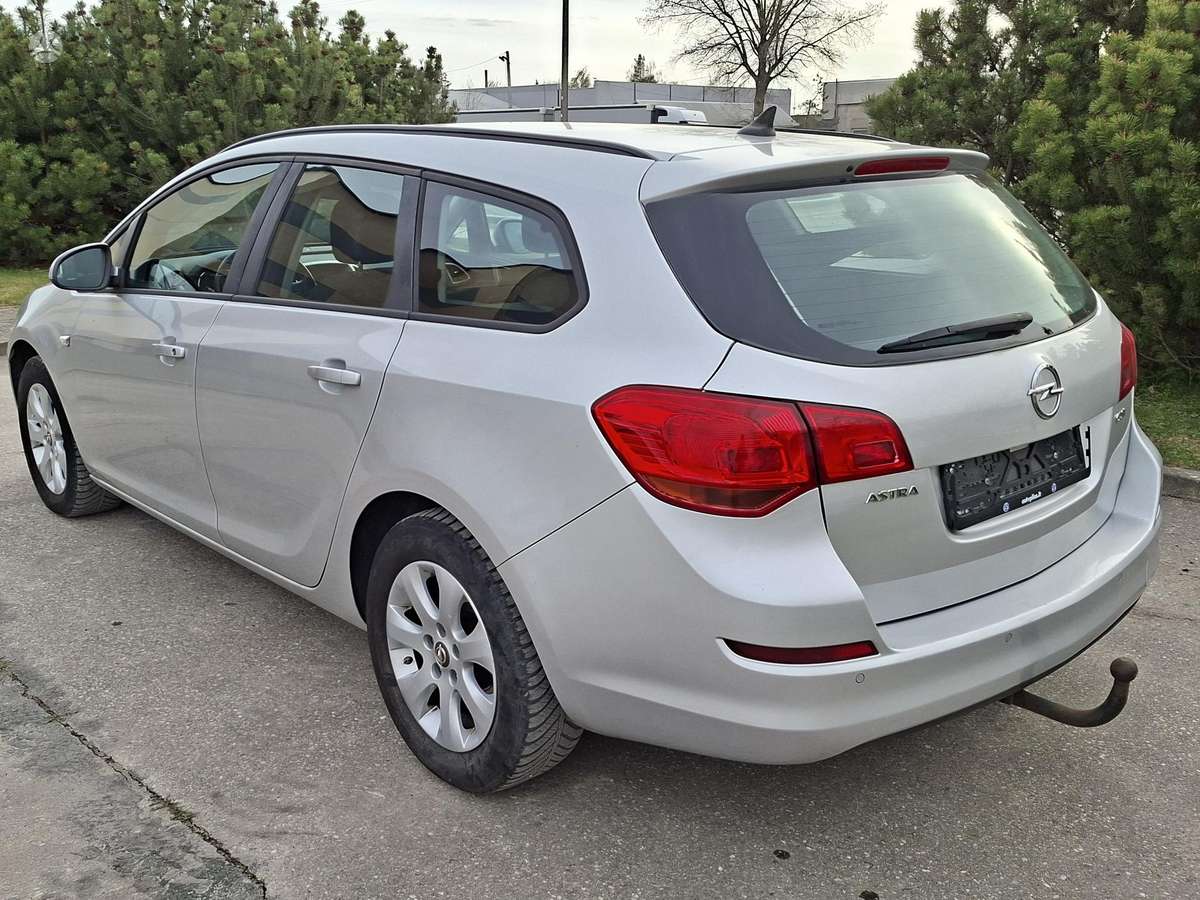 Opel Astra, 1.7 l., Универсал