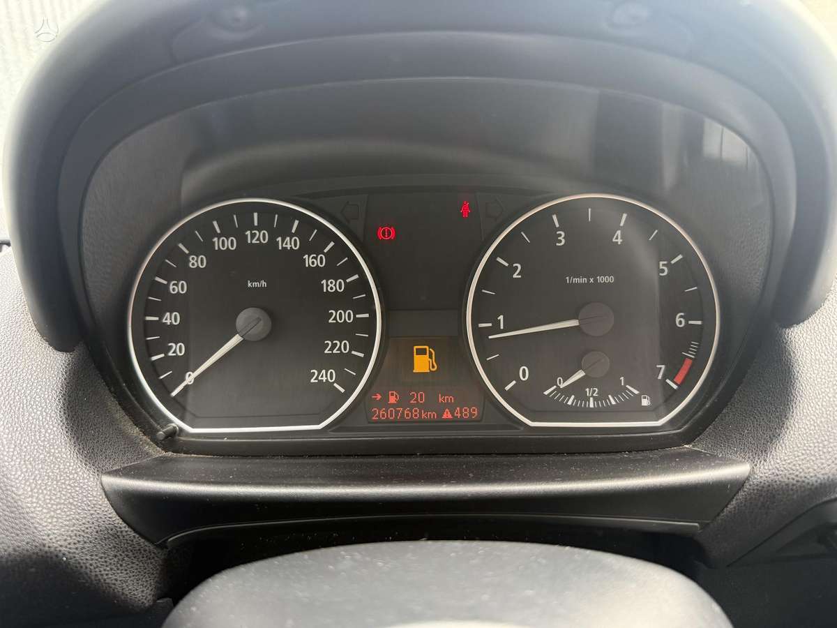 BMW 116, 1.6 l., Хэтчбек
