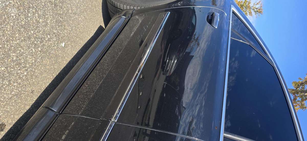Audi A8, 4.2 l., Седан
