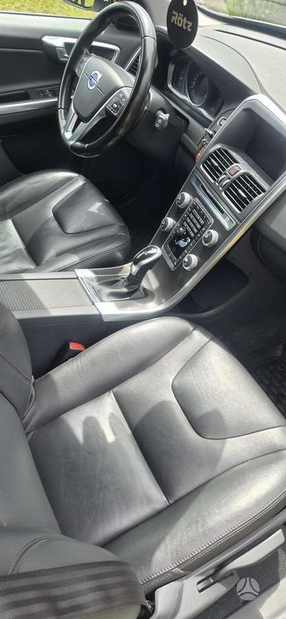 Volvo XC60, 2.0 l., Хэтчбек