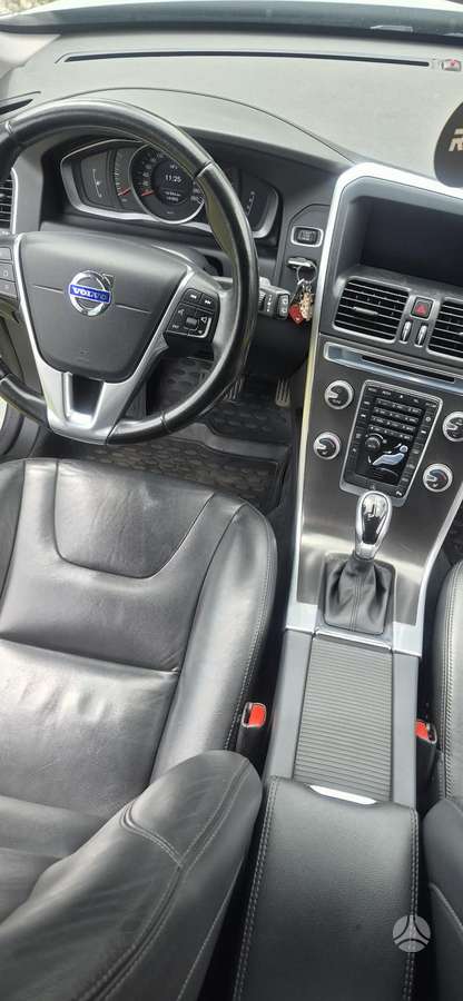 Volvo XC60, 2.0 l., Хэтчбек