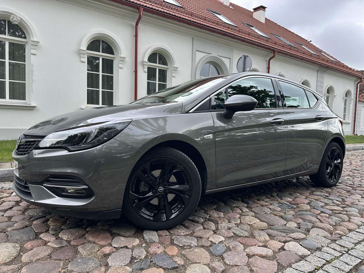 Opel Astra, 1.2 l., hatchback
