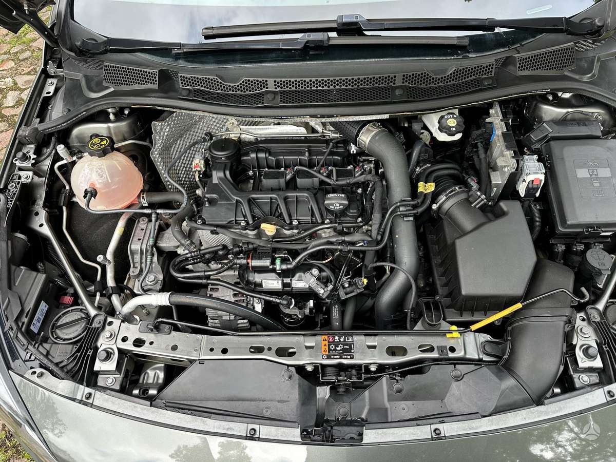 Opel Astra, 1.2 l., hatchback
