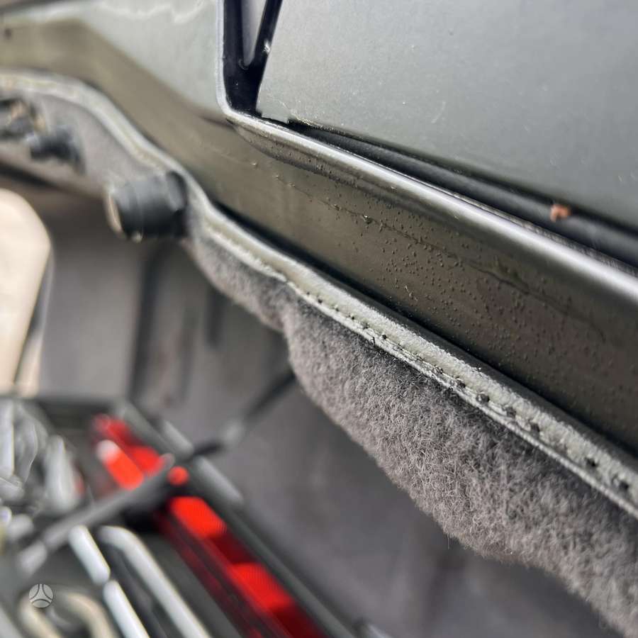 BMW 850, 5.0 l., coupe