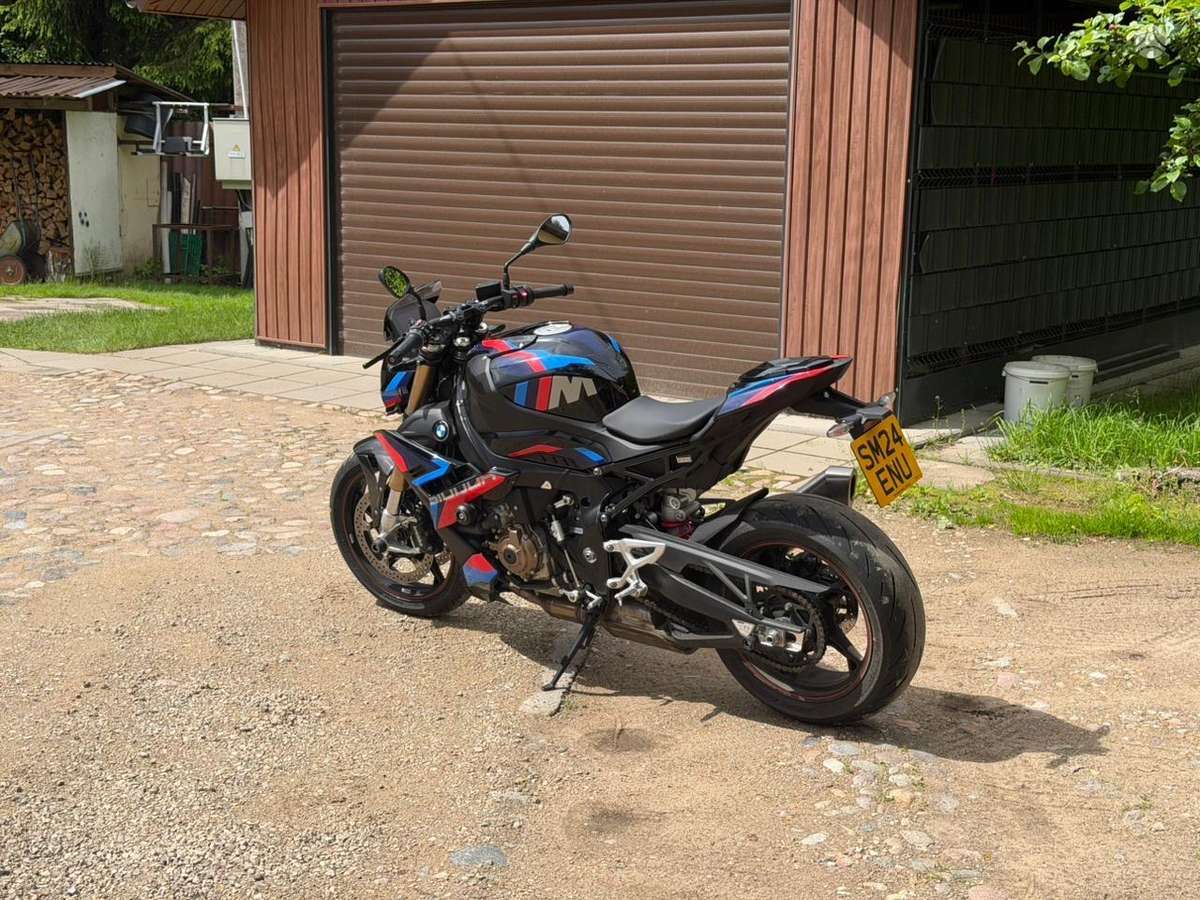 BMW S 1000 R, street / classic