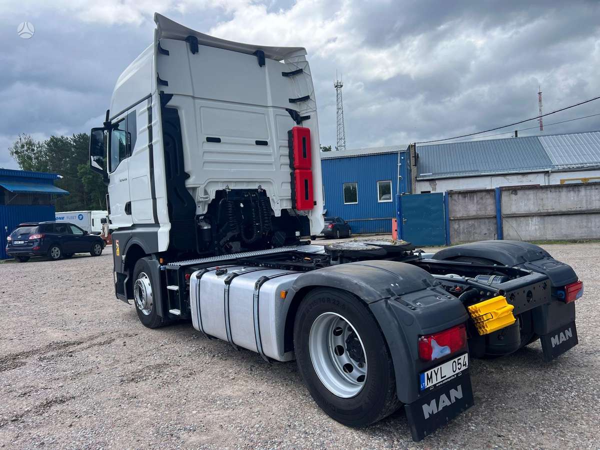 MAN TGX 18.470 4x2, double sleeper