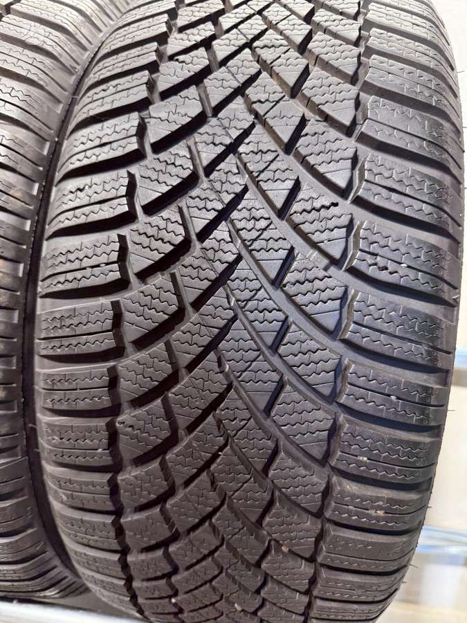 Bridgestone Blizzak lm005, winter 225/45 R17