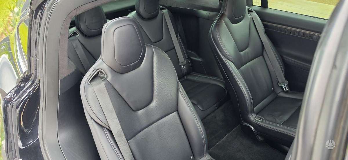 Tesla Model X, 90 kWh, off-road / crossover