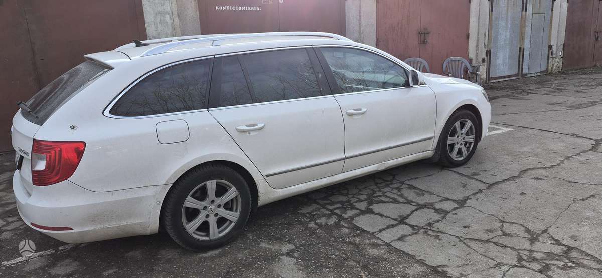 Skoda Superb, 2.0 l., wagon