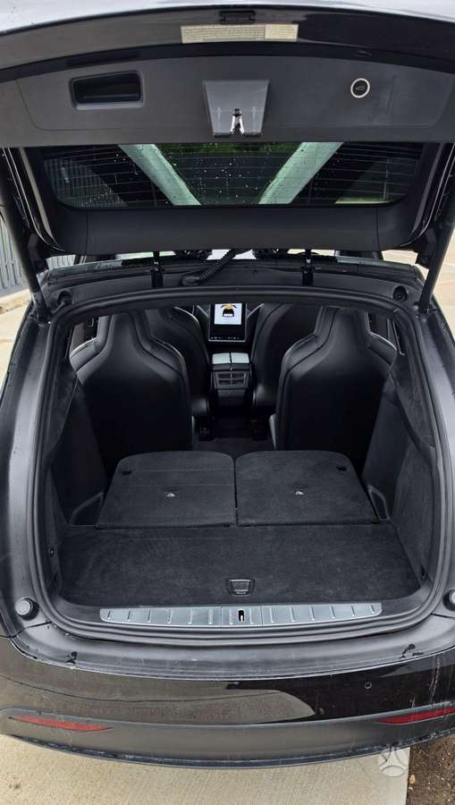 Tesla Model X, 90 kWh, off-road / crossover