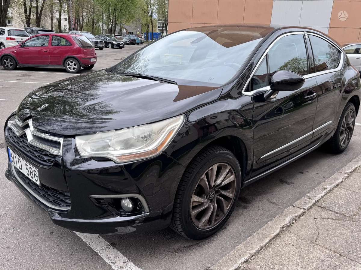 Citroen DS4, 1.6 l., Хэтчбек
