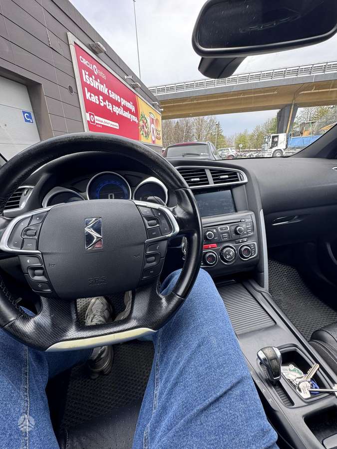 Citroen DS4, 1.6 l., Хэтчбек