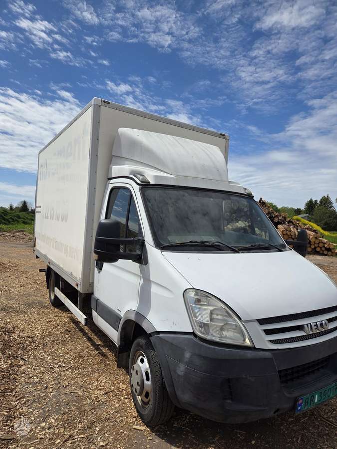 Iveco Daily, 3.0 l., komercinis