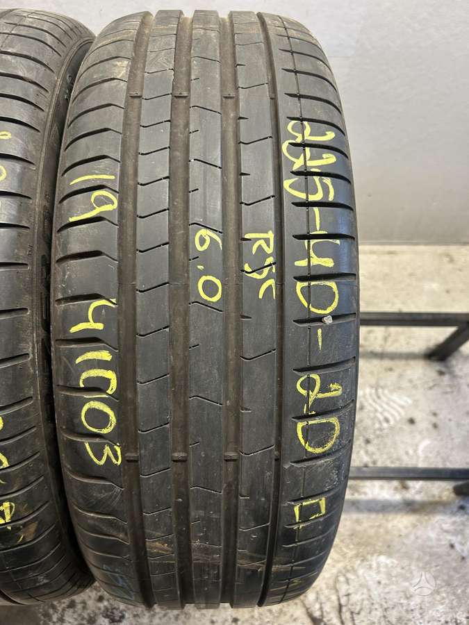 Pirelli PZero PZ4 *, vasarinės 225/40 R20