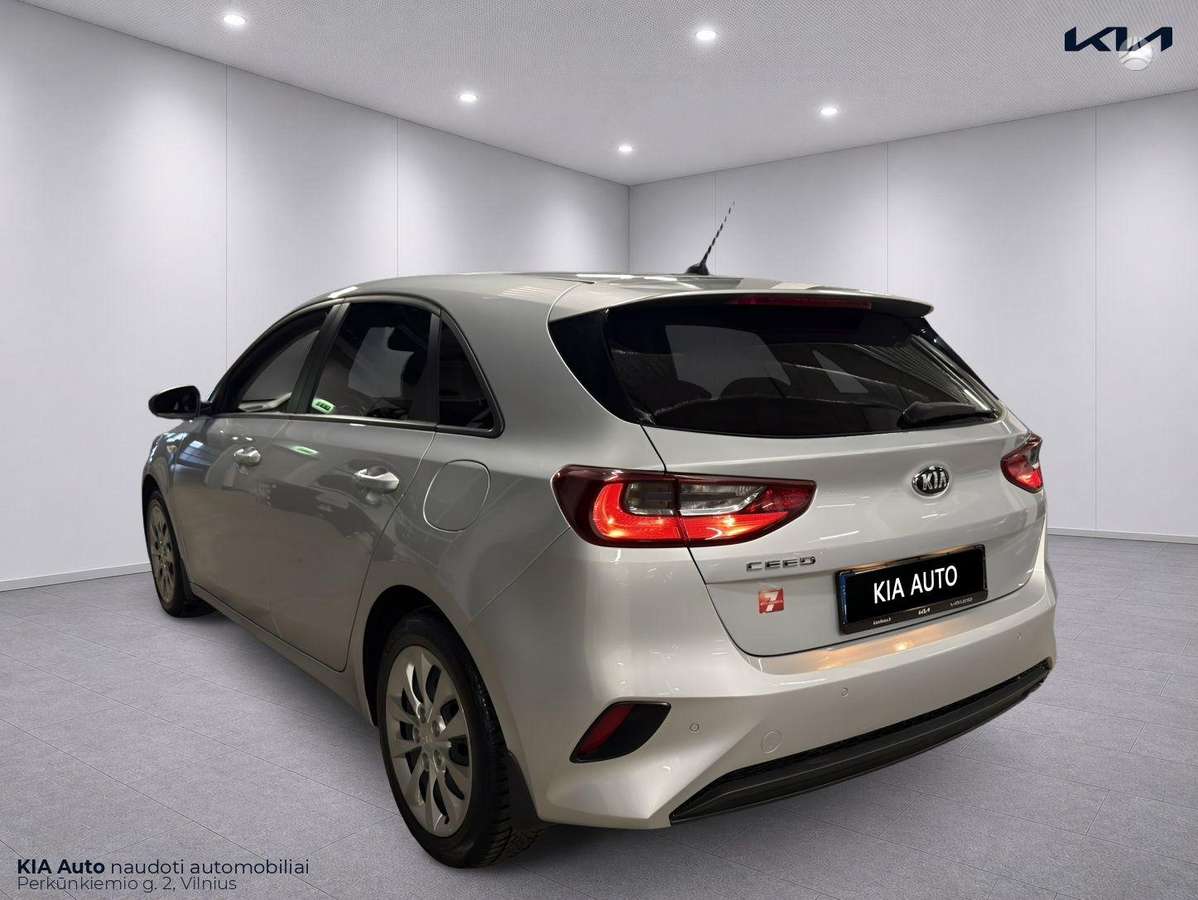 Kia Ceed, 1.6 l., Хэтчбек